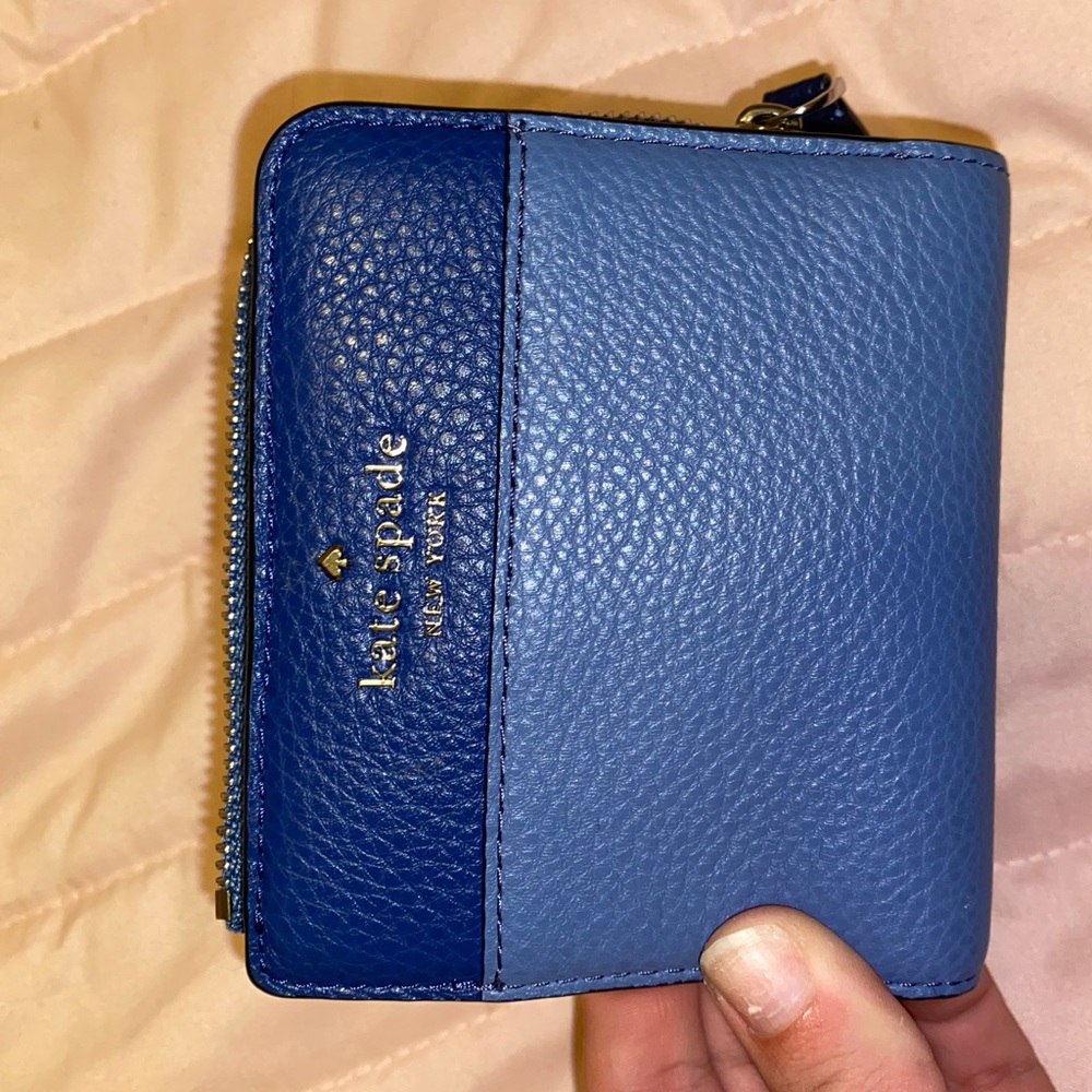 Kate spade bifold wallet